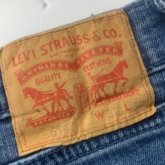 Levi’s 514. 32x32 jeans medium wash some stretch - Picture 2 of 5